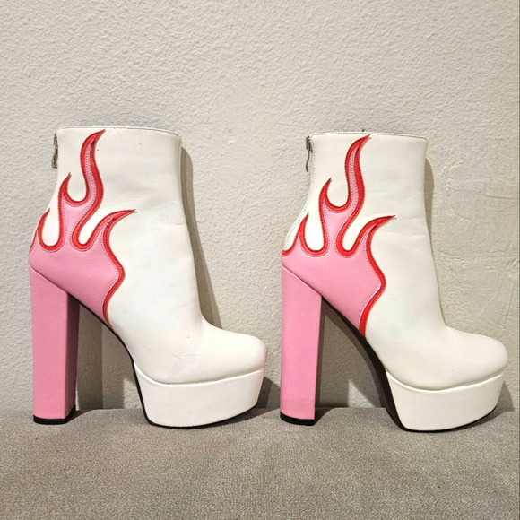 Sold on depop.  Wemons White Platforms with Pink Flames - Picture 1 of 5